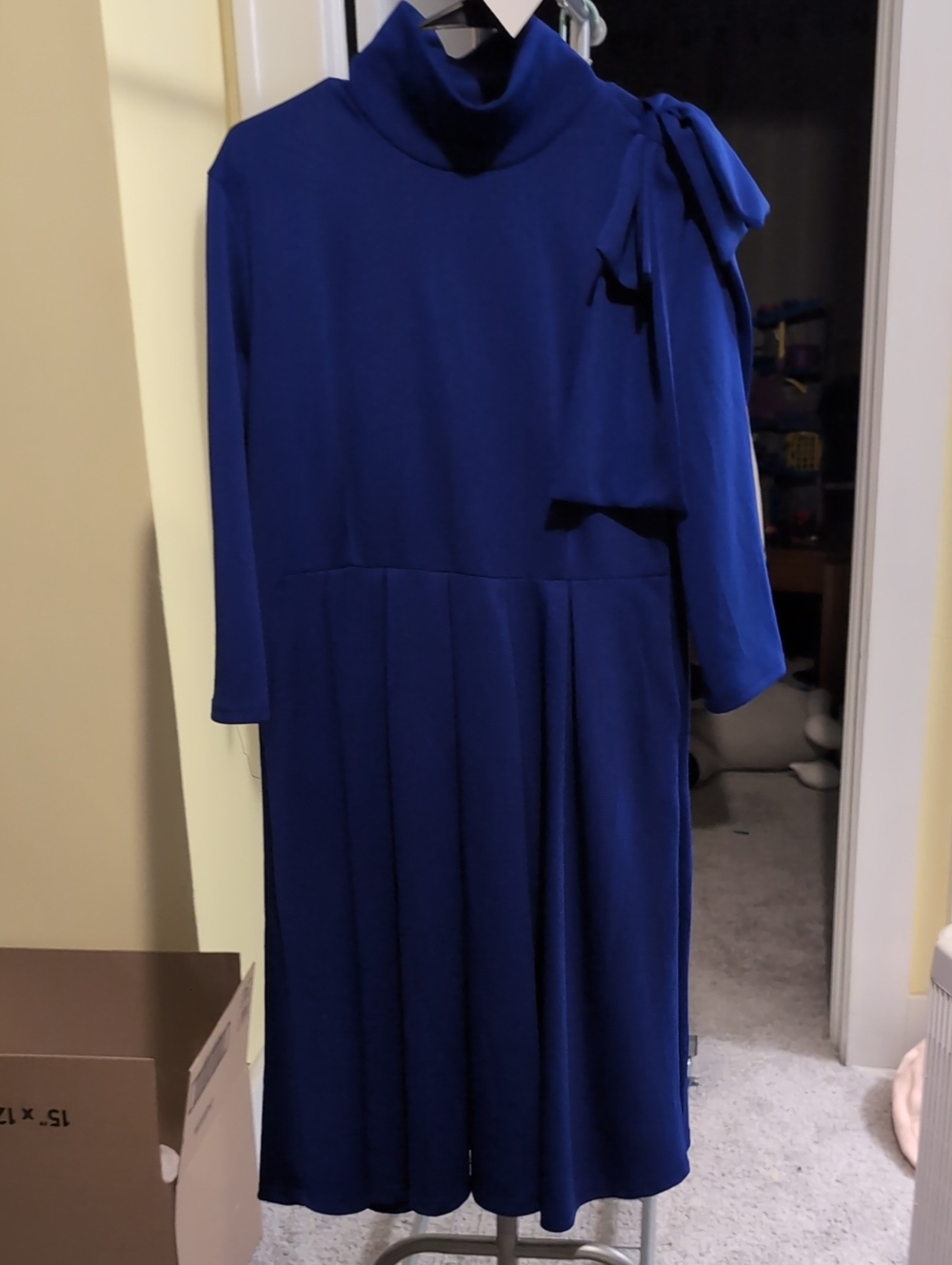 Elegant Royal Blue Long-Sleeve Tie-Shoulder Dress